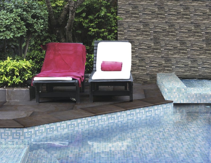 ⁦אריח פורצלן דמוי פסיפס לבריכה אקווה גיט ורדה 33/33⁩ – תמונה ⁦3⁩